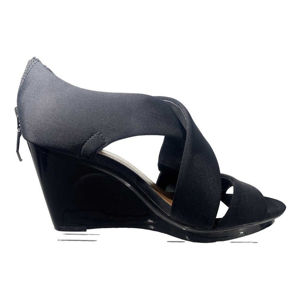 Donald Pliner Aurora Black Crepe Fabric Wedge Heels Zip Back‎ Women's 8.5